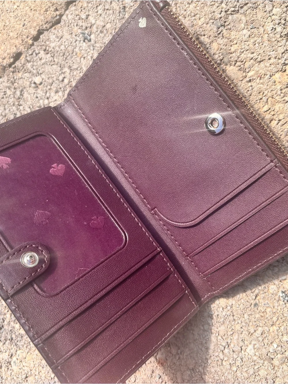 kate spade Pebbled Leather Zip Card Holder in Plum